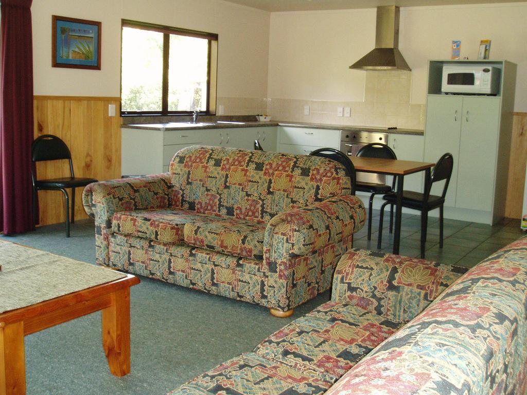 Whangarei Top 10 Holiday Park Buitenkant foto